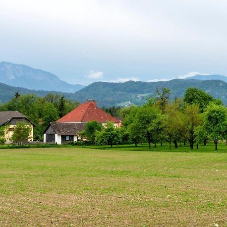 Gutshof Bartl 1 Apartamento Klagenfurt am Woerthersee Exterior foto