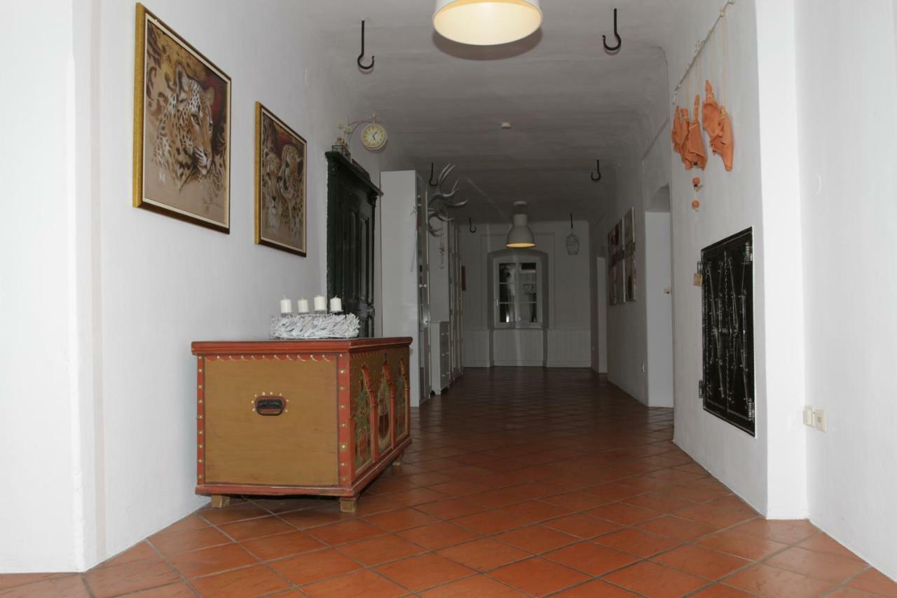 Gutshof Bartl 1 Apartamento Klagenfurt am Woerthersee Exterior foto