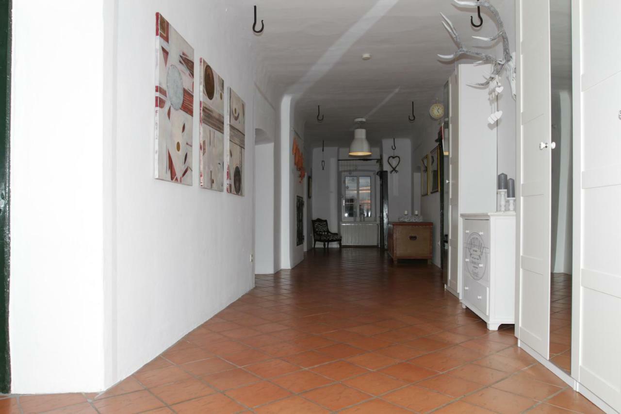Gutshof Bartl 1 Apartamento Klagenfurt am Woerthersee Exterior foto